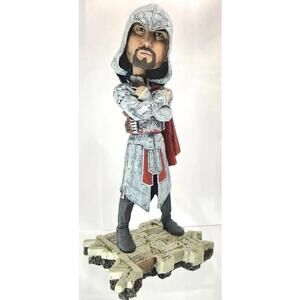 Assassin's Creed Brotherhood Extreme Head Knocker Ezio Auditore NECA Figure PICS